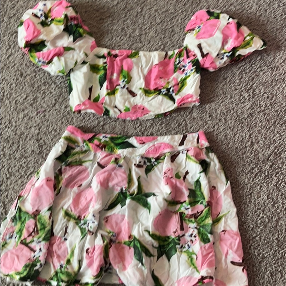 Missguided Pink & White Floral Skirt Set